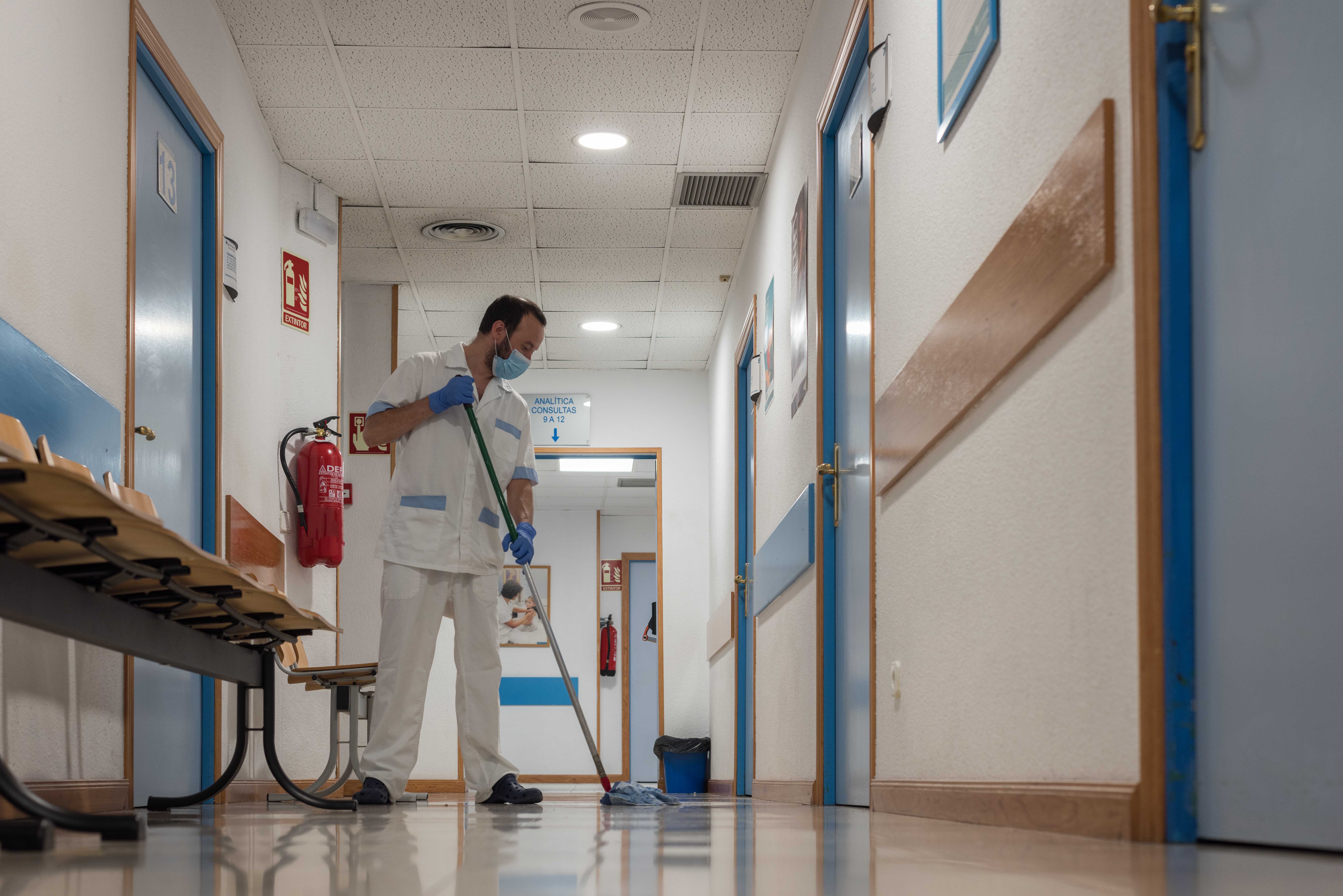 Gestão de limpeza hospitalar: como manter a operação padronizada e rastreável?
